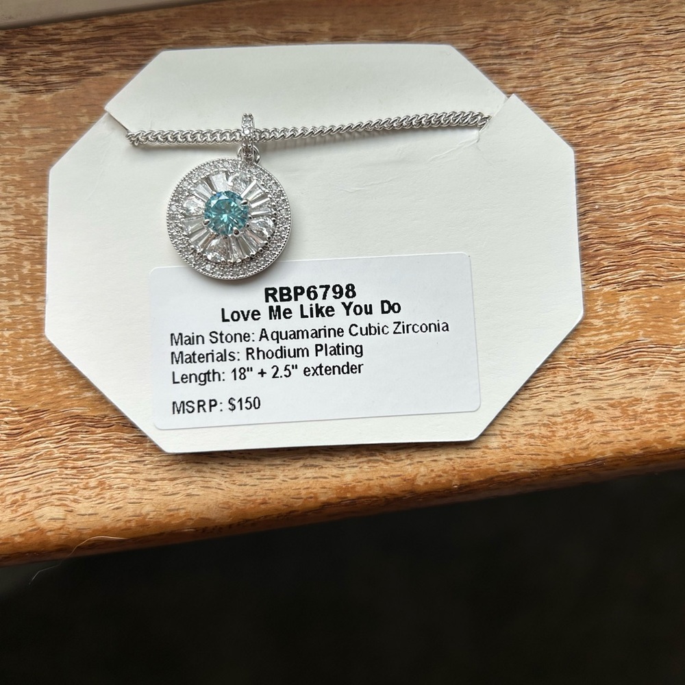 BP OG NECKLACE “LOVE ME LIKE YOU DO”